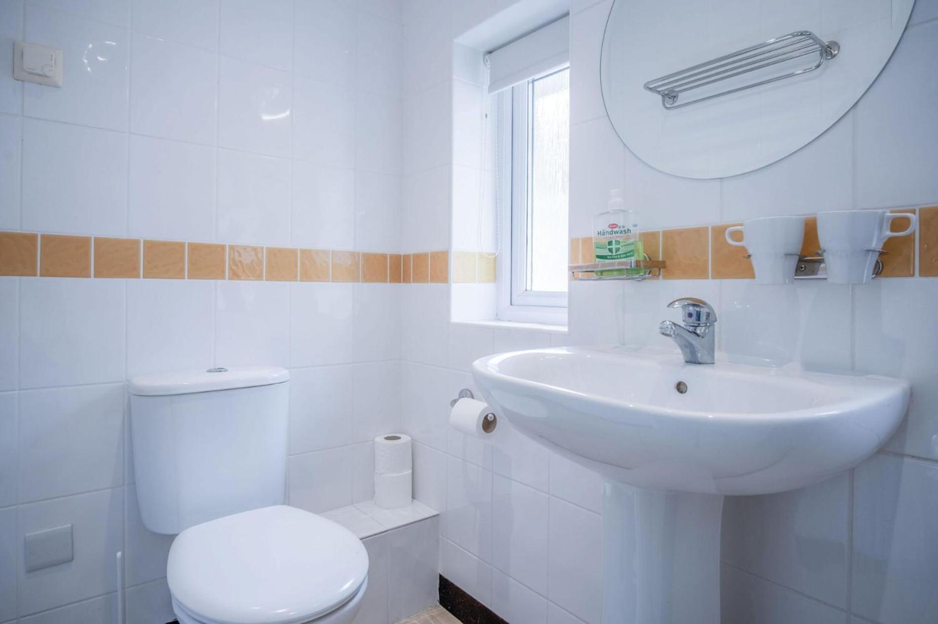 Ewyn Y Don - 2 Bedroom Apartment - بينداين المظهر الخارجي الصورة