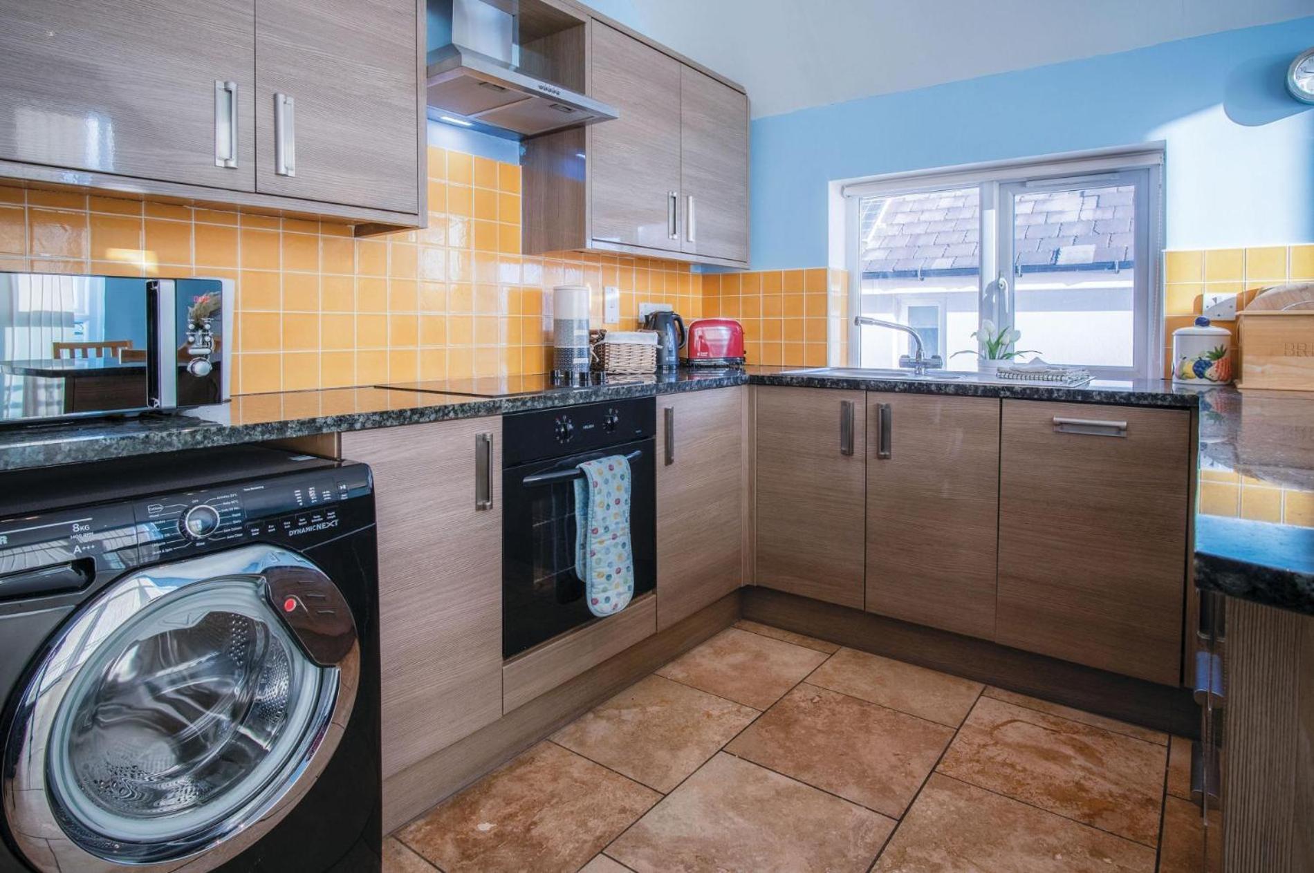 Ewyn Y Don - 2 Bedroom Apartment - بينداين المظهر الخارجي الصورة